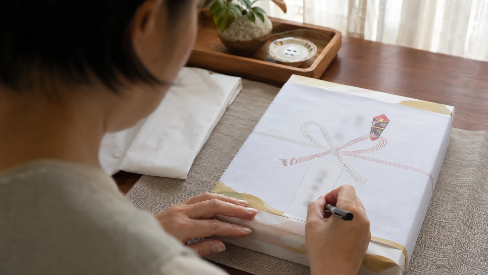 出産内祝いののしに赤ちゃんの名前を書くイメージ